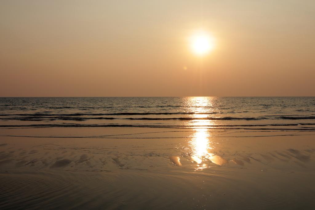 Sunset Lounge Hotel Sihanoukville Kültér fotó